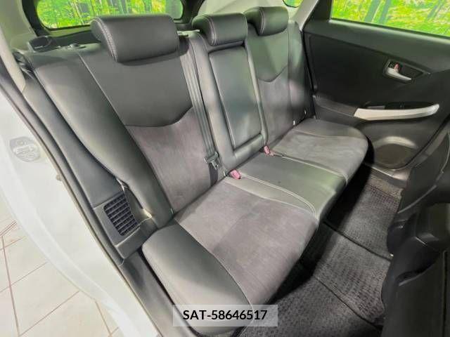 Toyota PRIUS 2013-05 348625-8