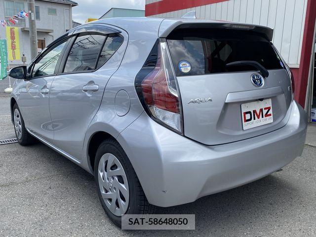 Toyota AQUA 2017-03 260825-4