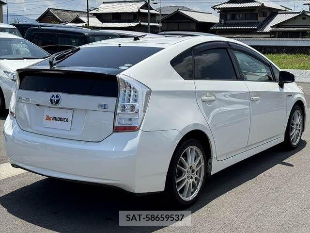 Toyota PRIUS 2009-11 349419-14