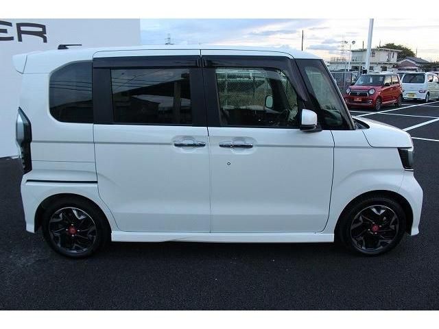Honda N BOX CUSTOM 2017-11 6311-2