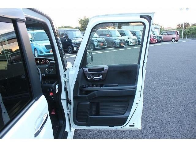 Honda N BOX CUSTOM 2017-11 6311-9