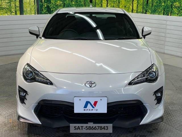 Toyota 86 2016-09 210464-14
