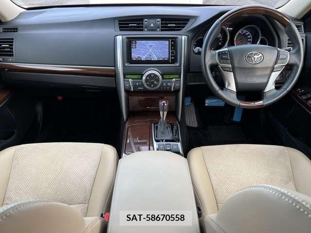 Toyota MARK X 2014-07 379196-12