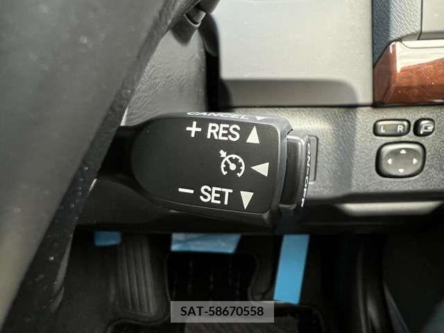 Toyota MARK X 2014-07 379196-15