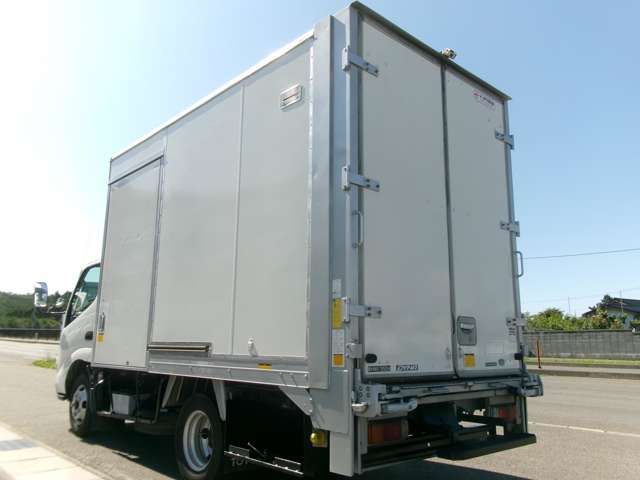 Toyota DYNA TRUCK 2007-11 5065-6