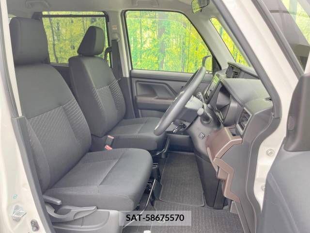 Toyota ROOMY 2017-05 311013-8