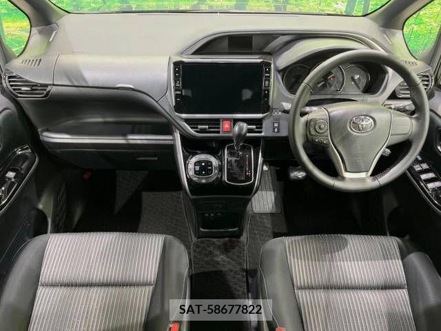 Toyota VOXY 2019-08 332617-1