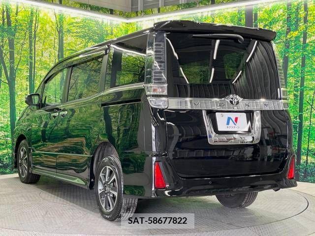 Toyota VOXY 2019-08 332617-18