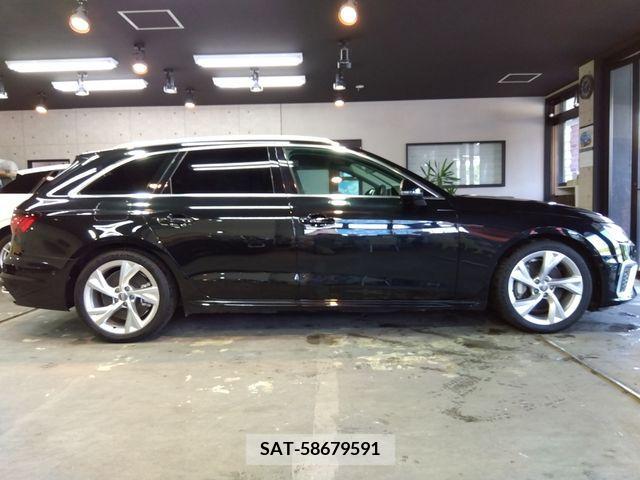 Audi A4 2021-03 356512-3