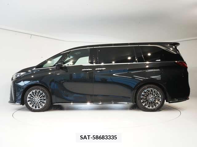Lexus LM 2024-02 355150-1