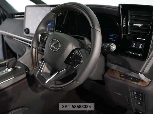 Lexus LM 2024-02 355150-9