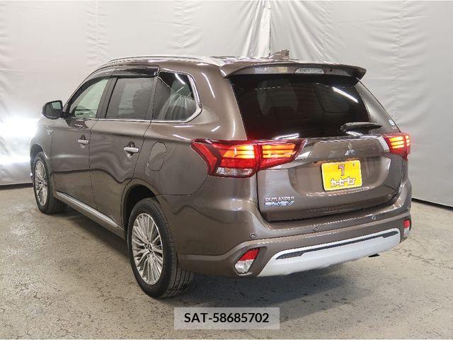 Mitsubishi OUTLANDER PHEV 2019-12 393170-1