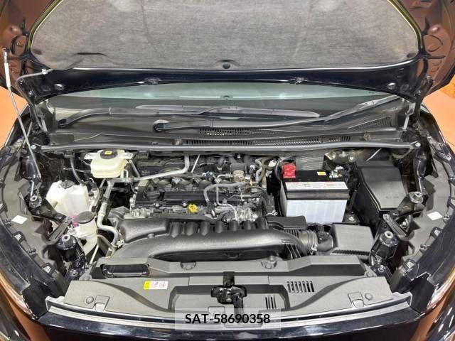Toyota VOXY 2023-04 313585-19