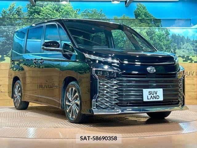Toyota VOXY 2023-04 313585-17