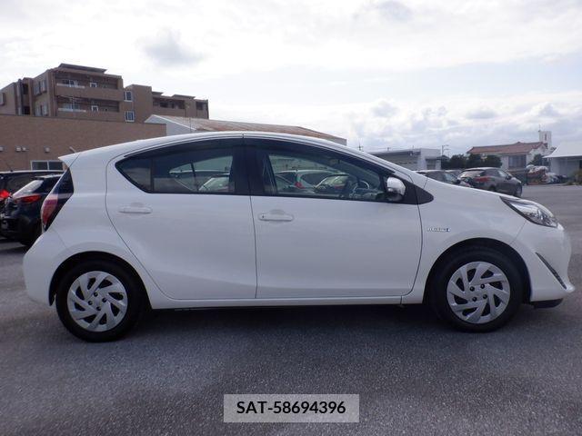 Toyota AQUA 2018-11 204709-5