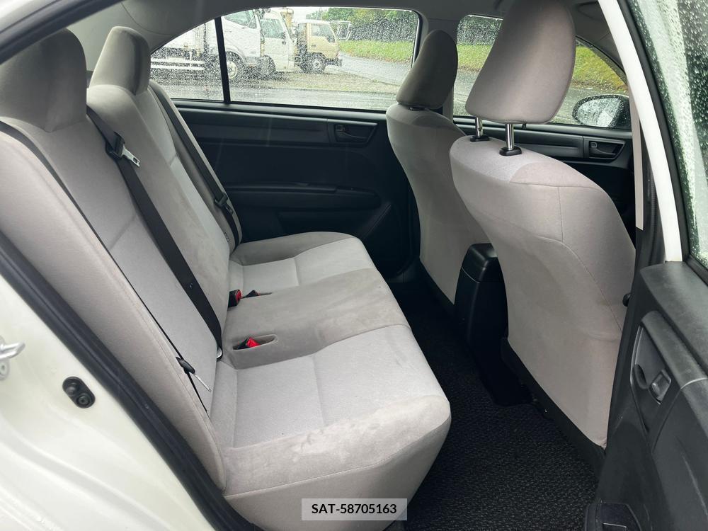 Toyota COROLLA AXIO 2017-03 258480-9