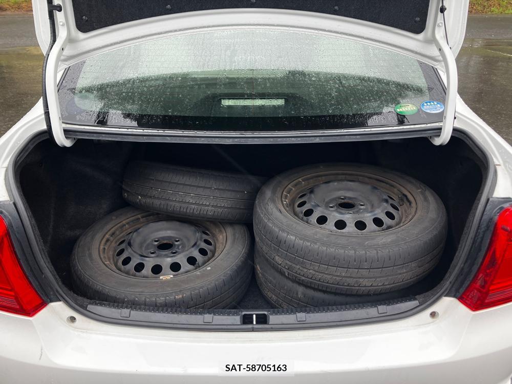 Toyota COROLLA AXIO 2017-03 258480-16