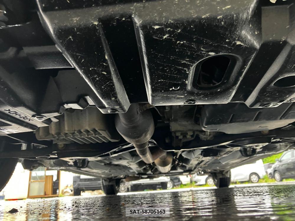 Toyota COROLLA AXIO 2017-03 258480-22