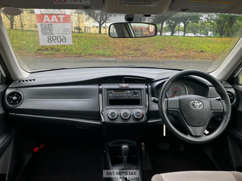 Toyota COROLLA AXIO 2017-03 258480-4