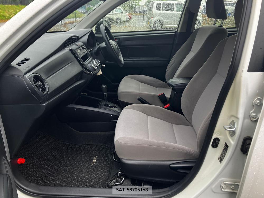 Toyota COROLLA AXIO 2017-03 258480-8