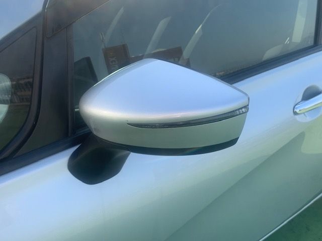 Nissan NOTE 2017-02 196242-13