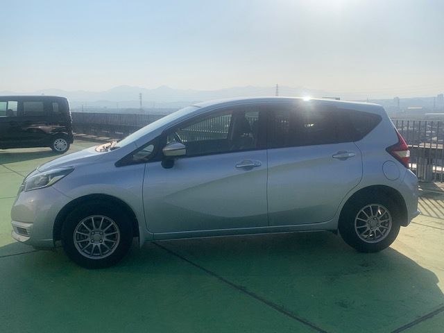 Nissan NOTE 2017-02 196242-12