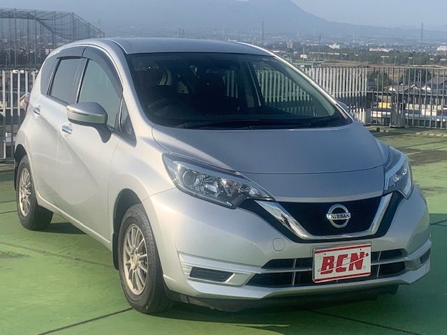 Nissan NOTE 2017-02 196242-9