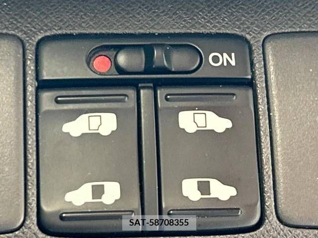Honda STEP WGN 2012-02 368787-4