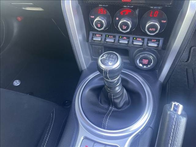 Toyota 86 2017-03 21155-5