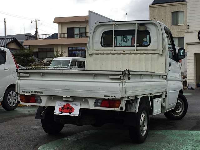 Nissan CLIPPER TRUCK 2007-11 181563-2