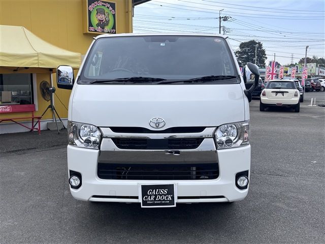 Toyota HIACE VAN 2021-03 14603-2