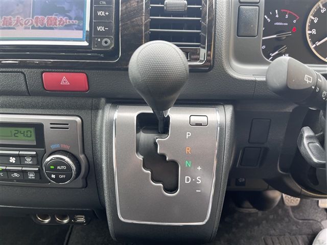 Toyota HIACE VAN 2021-03 14603-15