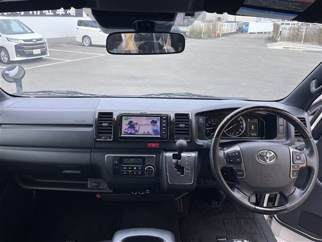 Toyota HIACE VAN 2021-03 14603-8