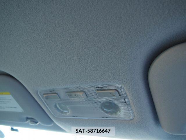 Toyota AQUA 2014-04 348193-16