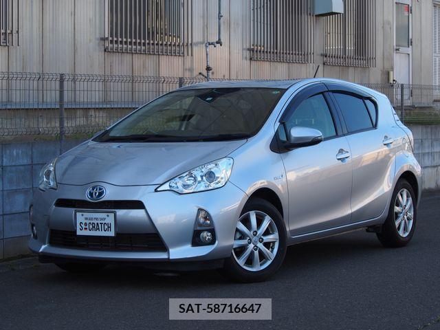 Toyota AQUA 2014-04 348193-0