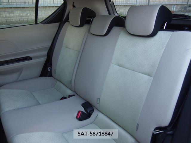Toyota AQUA 2014-04 348193-6