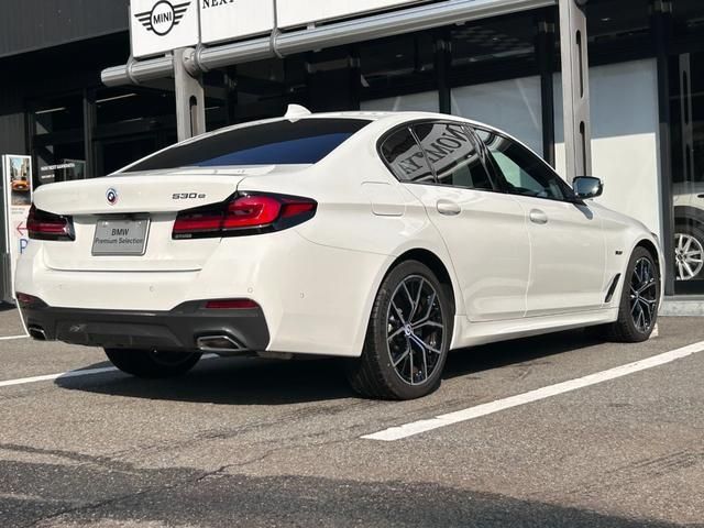Bmw 5 SERIES 2023-01 16837-2