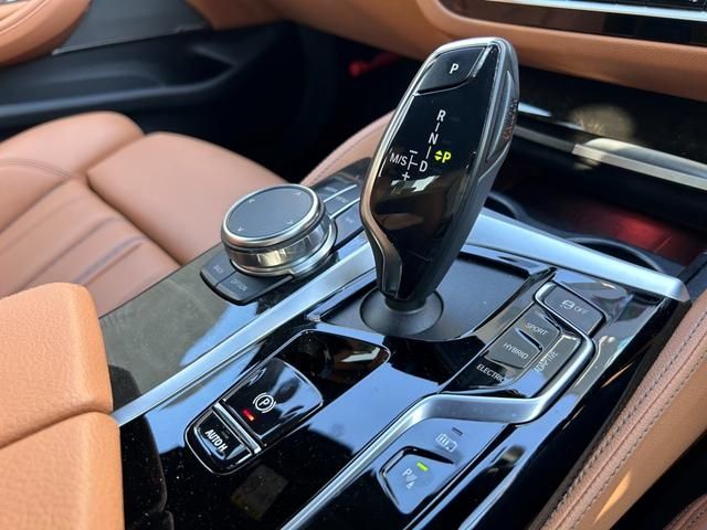 Bmw 5 SERIES 2023-01 16837-19