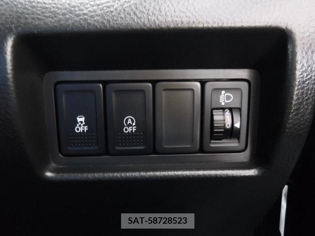 Suzuki SWIFT 2014-03 320925-11