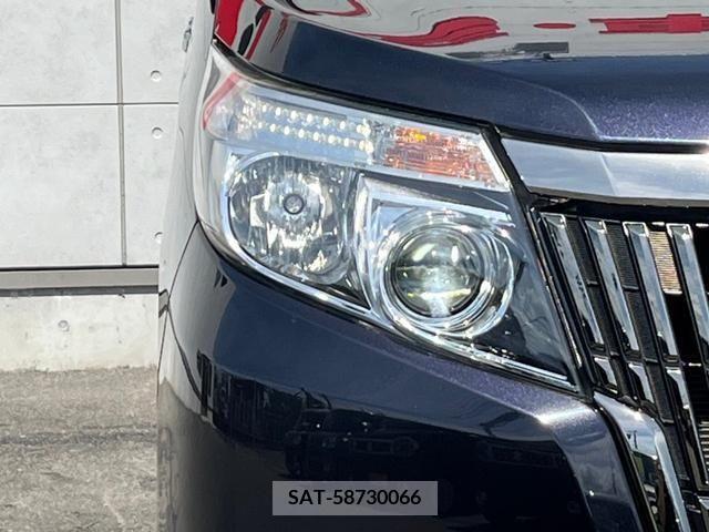 Toyota ESQUIRE 2017-08 359785-22