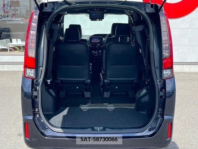 Toyota ESQUIRE 2017-08 359785-5