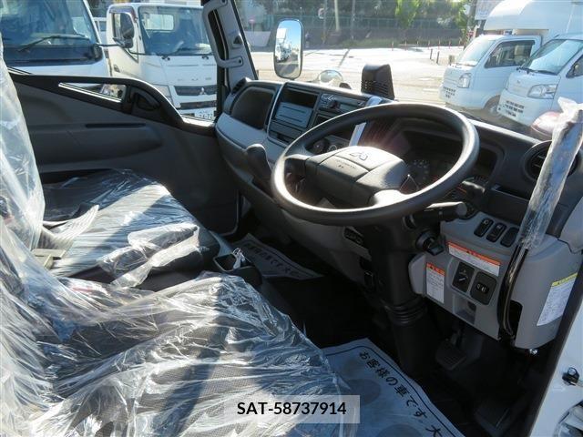 Mitsubishi CANTER 2024-02 264399-20