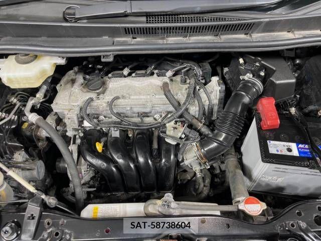 Toyota VOXY 2016-09 349893-18