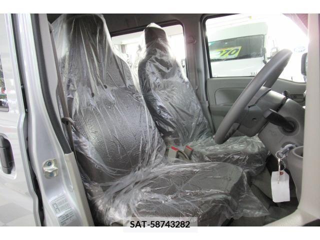 Suzuki EVERY 2024-04 297463-4