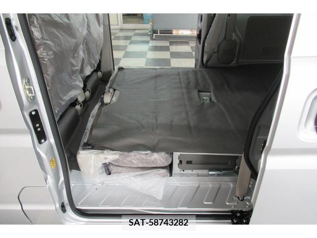 Suzuki EVERY 2024-04 297463-10