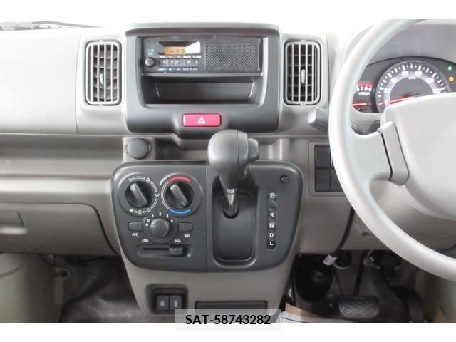 Suzuki EVERY 2024-04 297463-16
