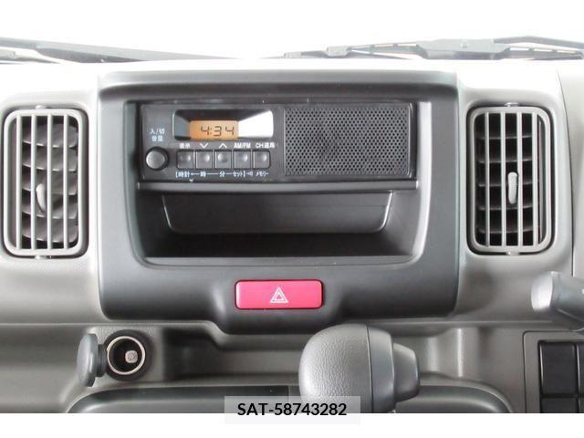 Suzuki EVERY 2024-04 297463-17