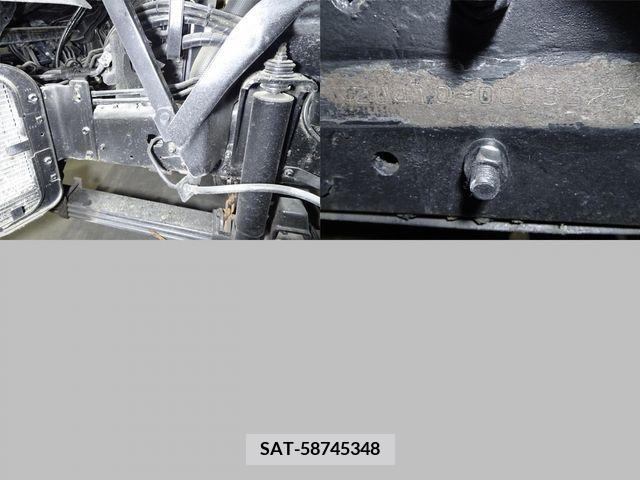 Hino DUTRO 2003-09 204389-14