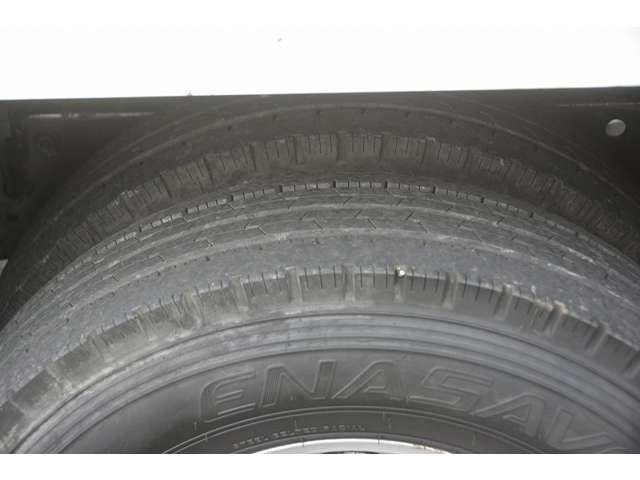 Isuzu ELF TRUCK 2015-05 22213-8