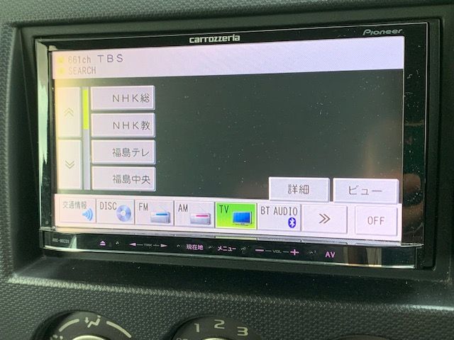 Nissan KIX 2012-07 6885-5